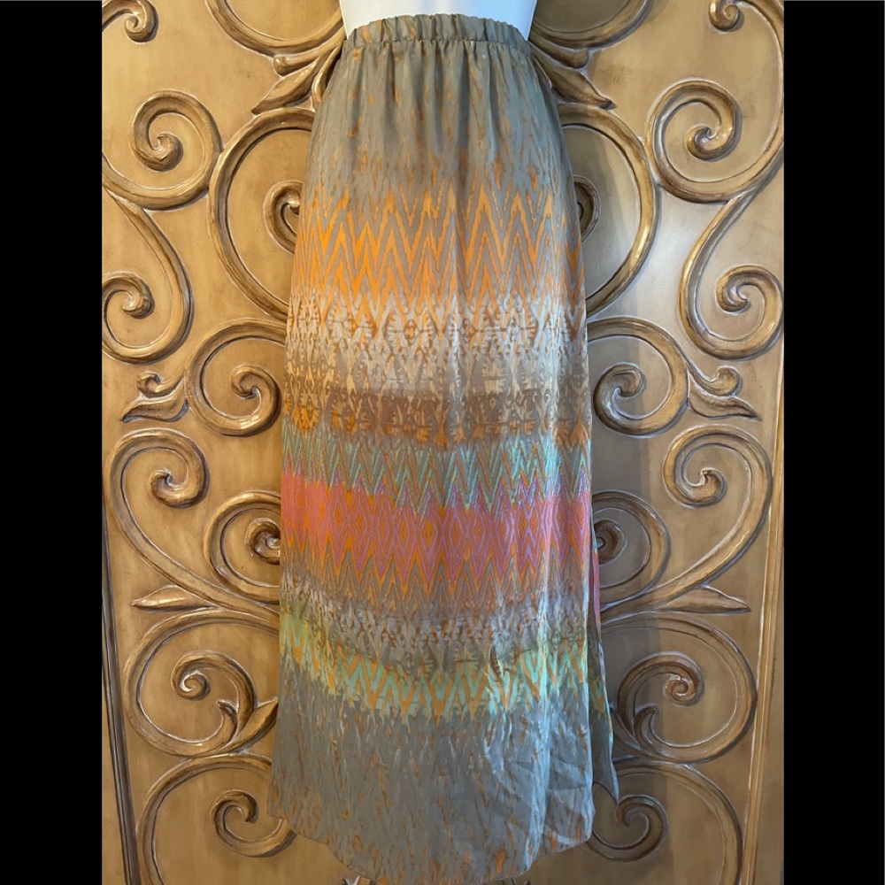NWT Socialite sheer skirt